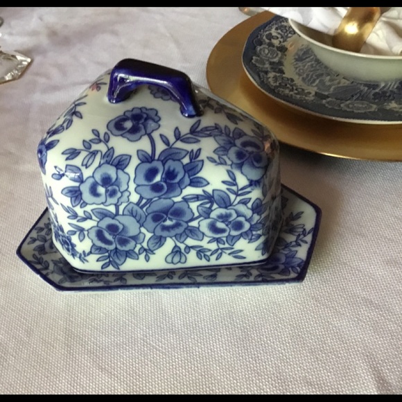 Other - Blue and white cheese server chinoiserie